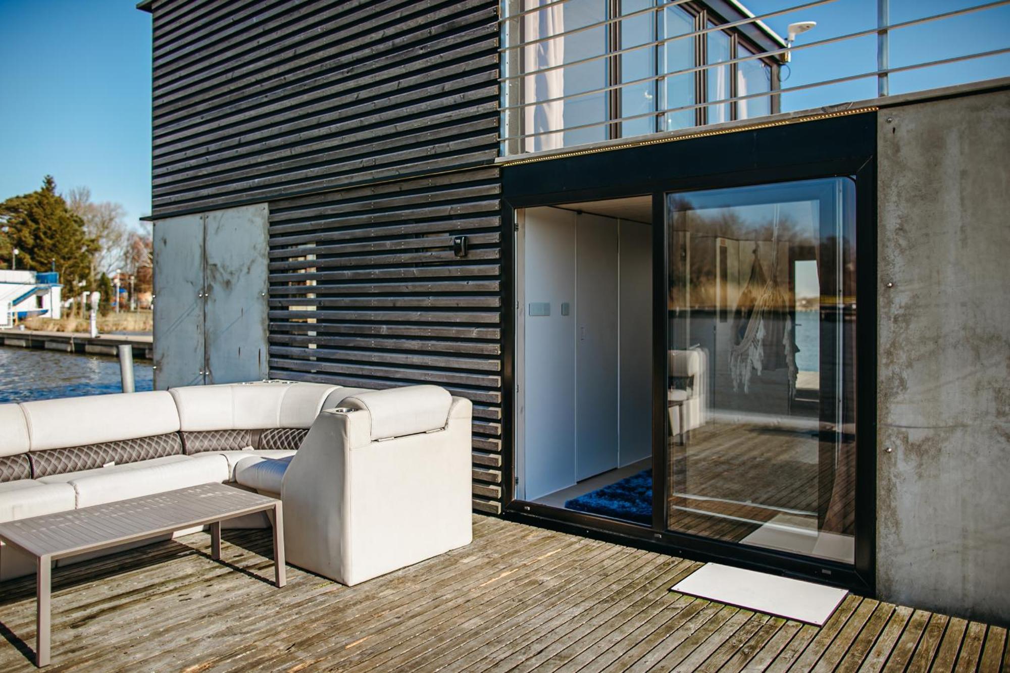 Grand Ht Houseboats - Domki Na Wodzie - Sauna, Jacuzzi, Kominek Mielno  Habitación foto